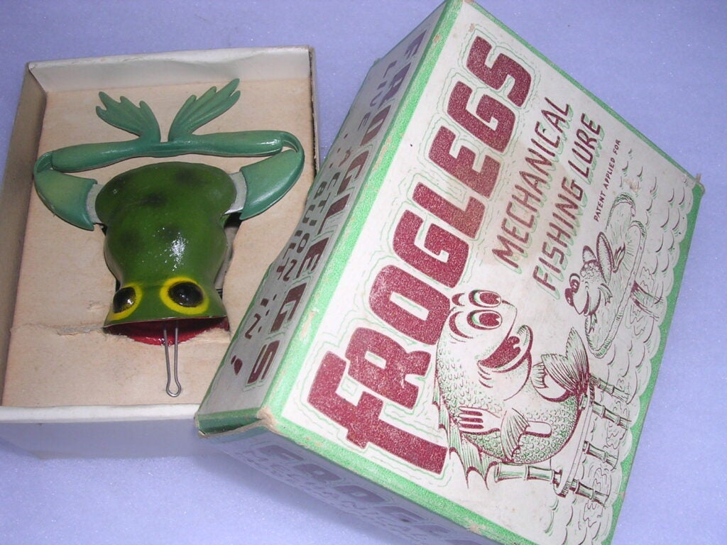 Rhodes Mechanical Frog in Wood Box  Antique fishing lures, Vintage fishing  lures, Vintage fishing