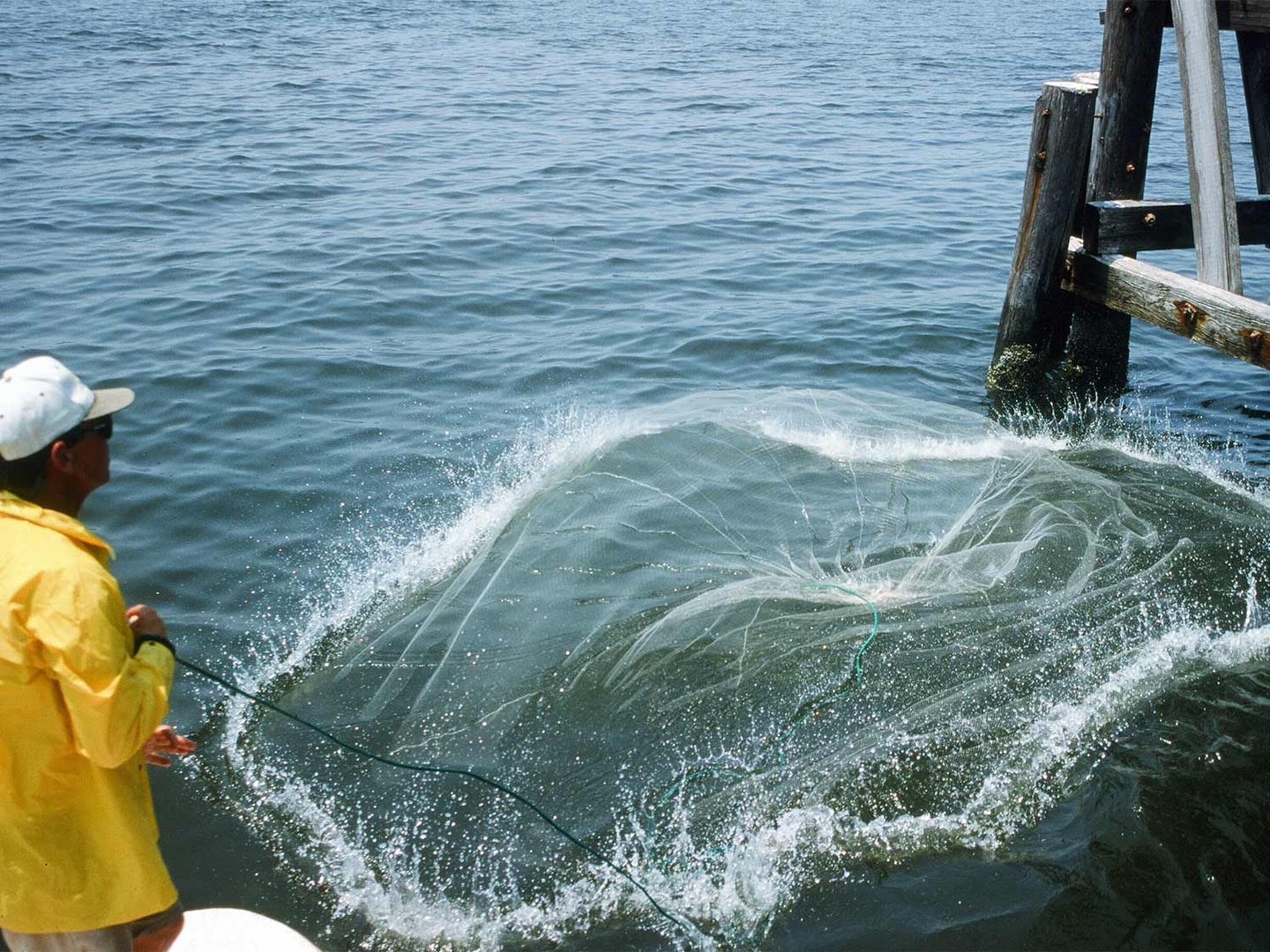Fish Net Sea Lake Freshwater Throwing Net Keeping Lures Fishing