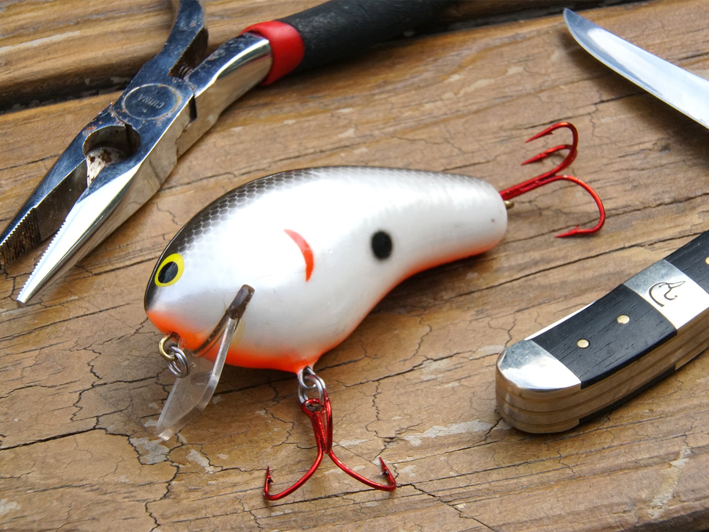 How to Tune Crankbaits to Run Deeper with Less Snagging - Wired2Fish