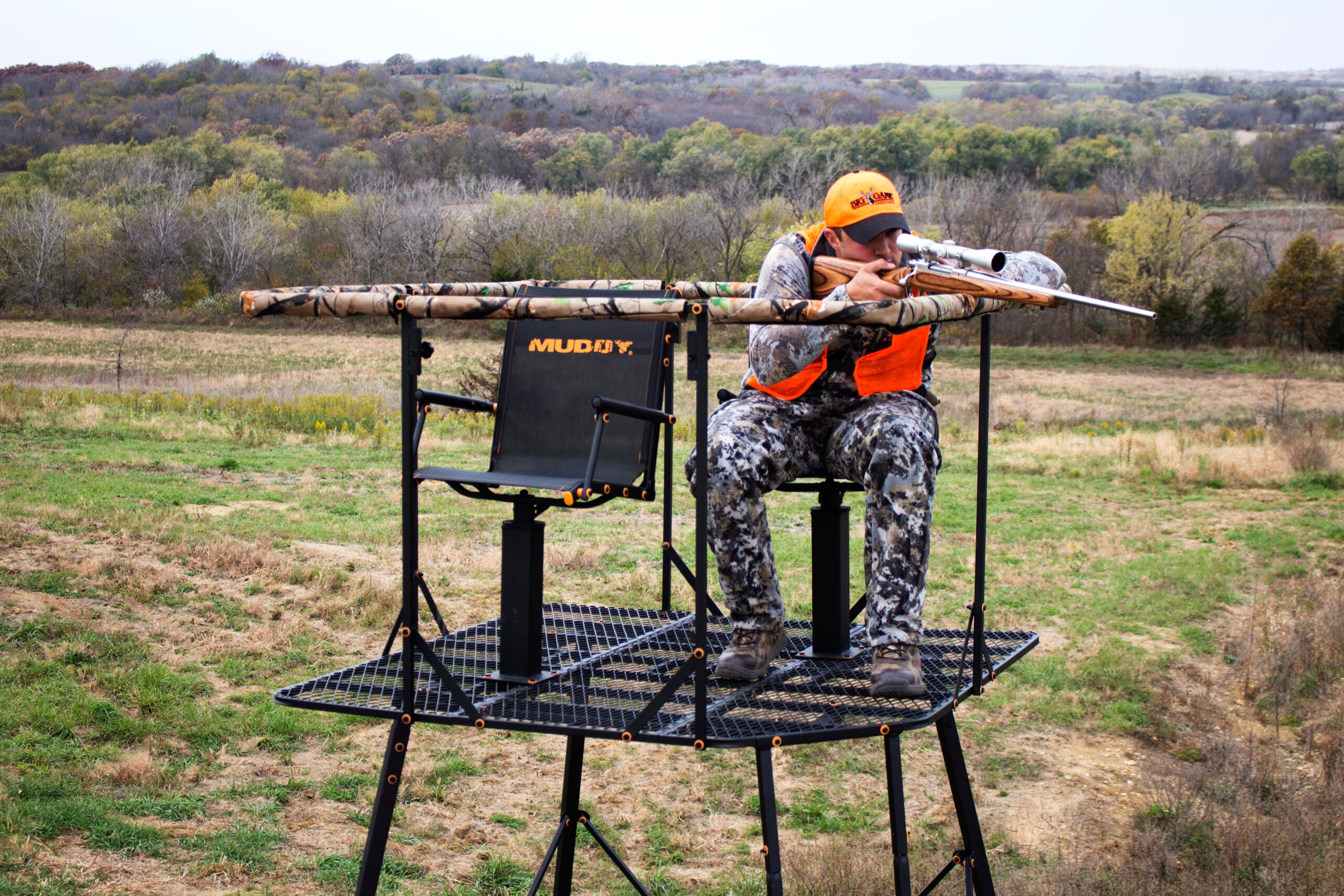 Ultra Comfort Deluxe Hang-On Stand - Outdoor Hunting Gear Made