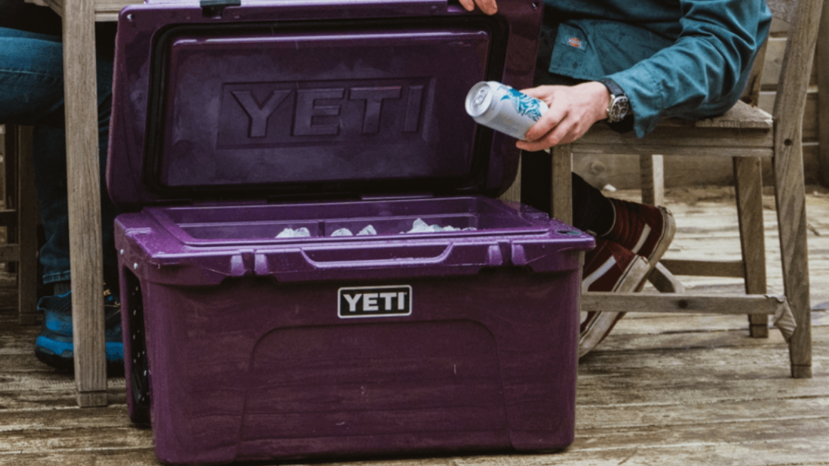 2023 new arrival - Clearance Sale Yeti Tundra Hard Cooler 125 White at  discount 70%