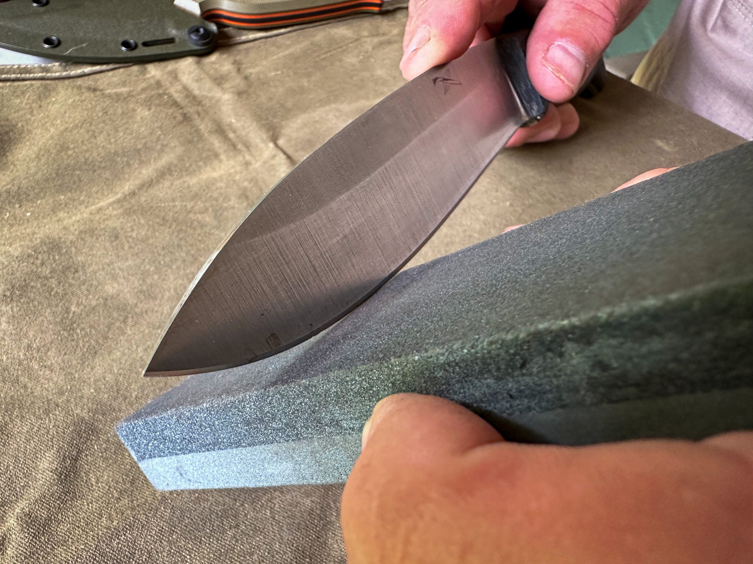 How To Sharpen A Knife In The Field
