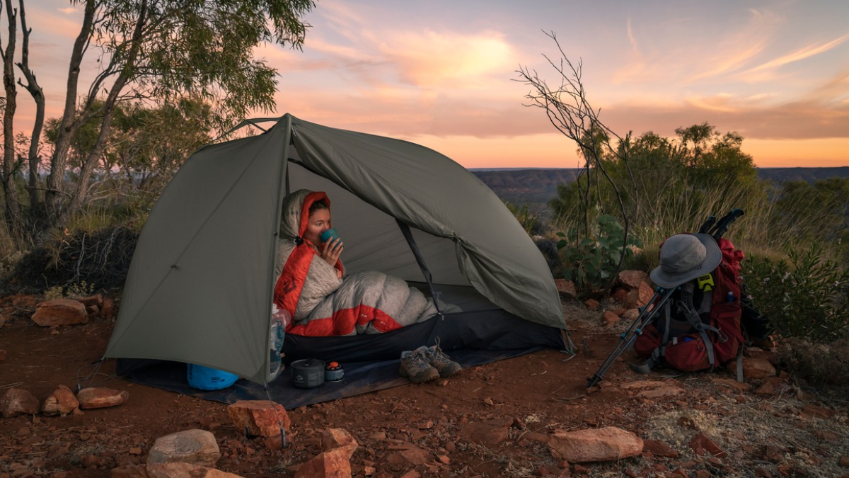 Camping Gear - Tents, Sleeping Bags & Supplies