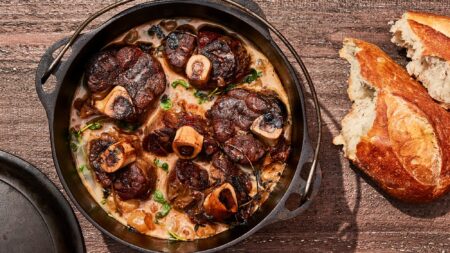 How to Make Venison Tsigariasto