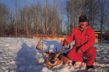 Milo Hanson, Legendary Whitetail Hunter and World-Record Holder, Passes Away at 81 Milo Hanson poses with his Boone and Crockett World's Record for typical whitetail buck.