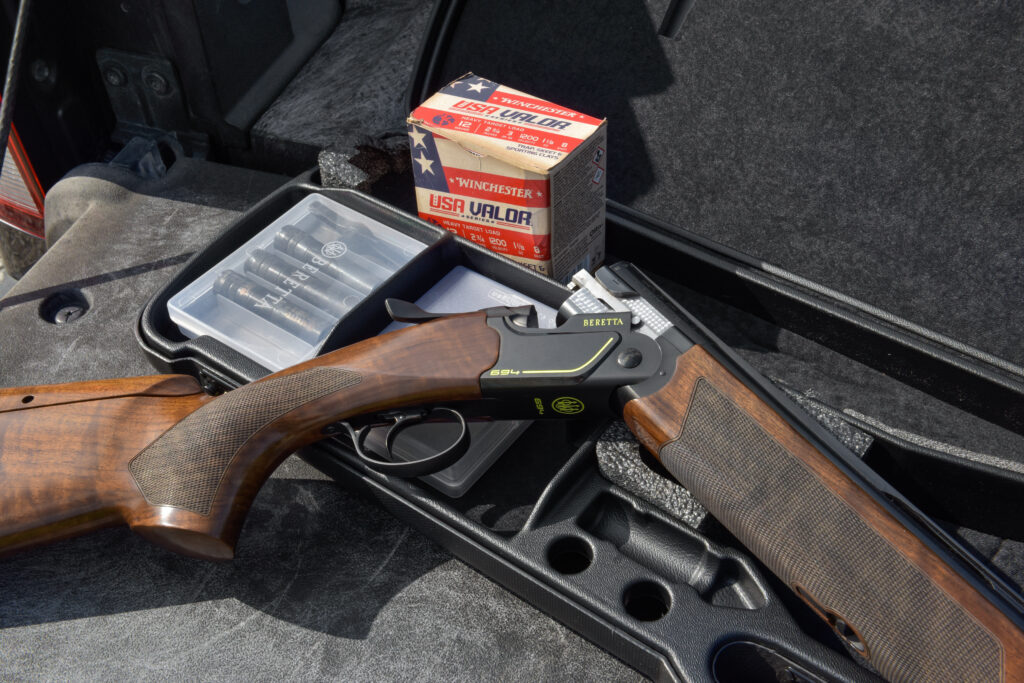 Beretta 694 Black DLC shotgun