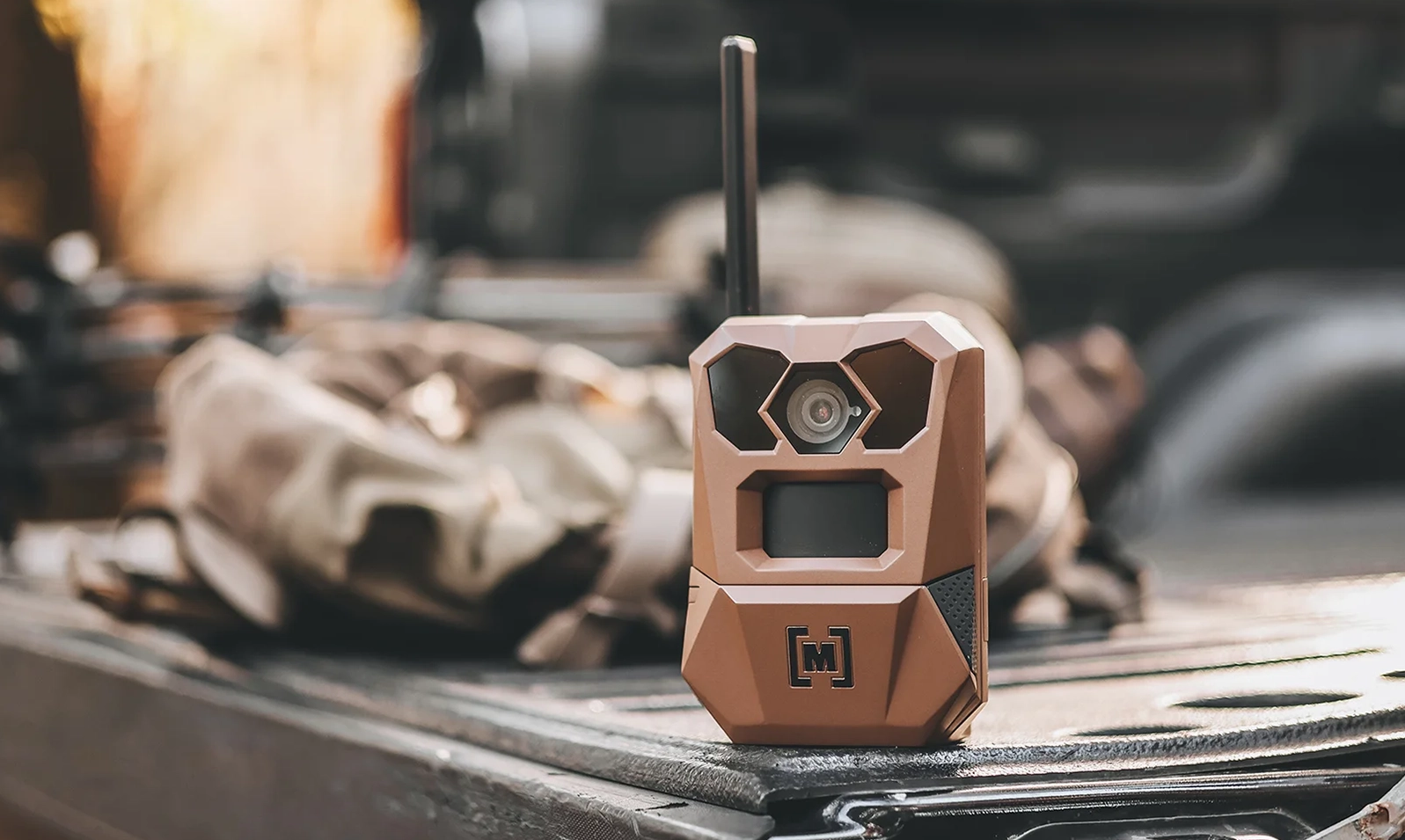MOULTRIE EDGE 4