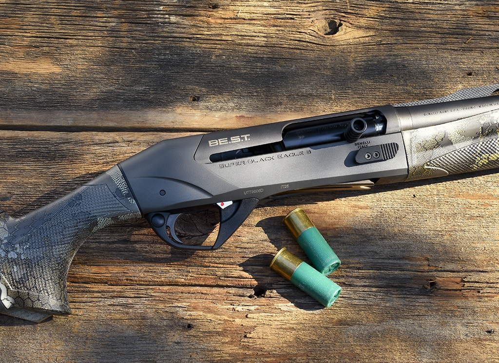 Closeup photo of Benelli SBE 3 A.I. BES.T. shogun on barn boards.