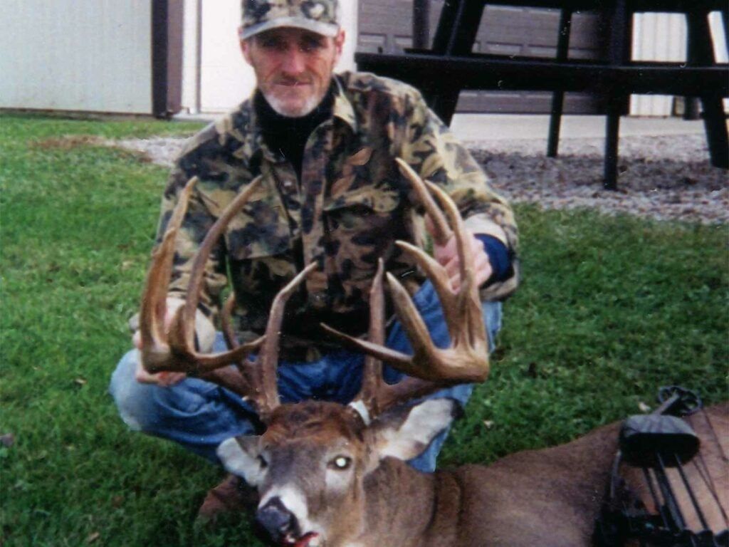 Tim Reedâs Ohio typical whitetail buck