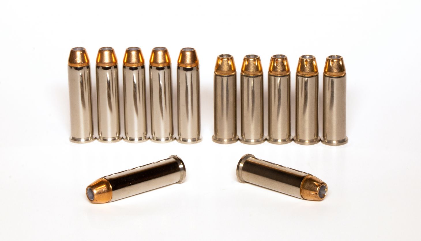 357 Magnum vs 38 Special rounds on a white background