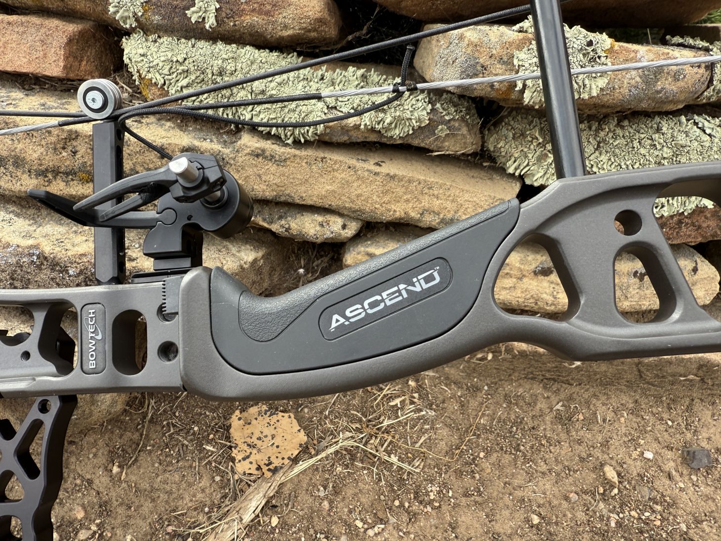A close up photo of the Bowtech Ascend's grip. 