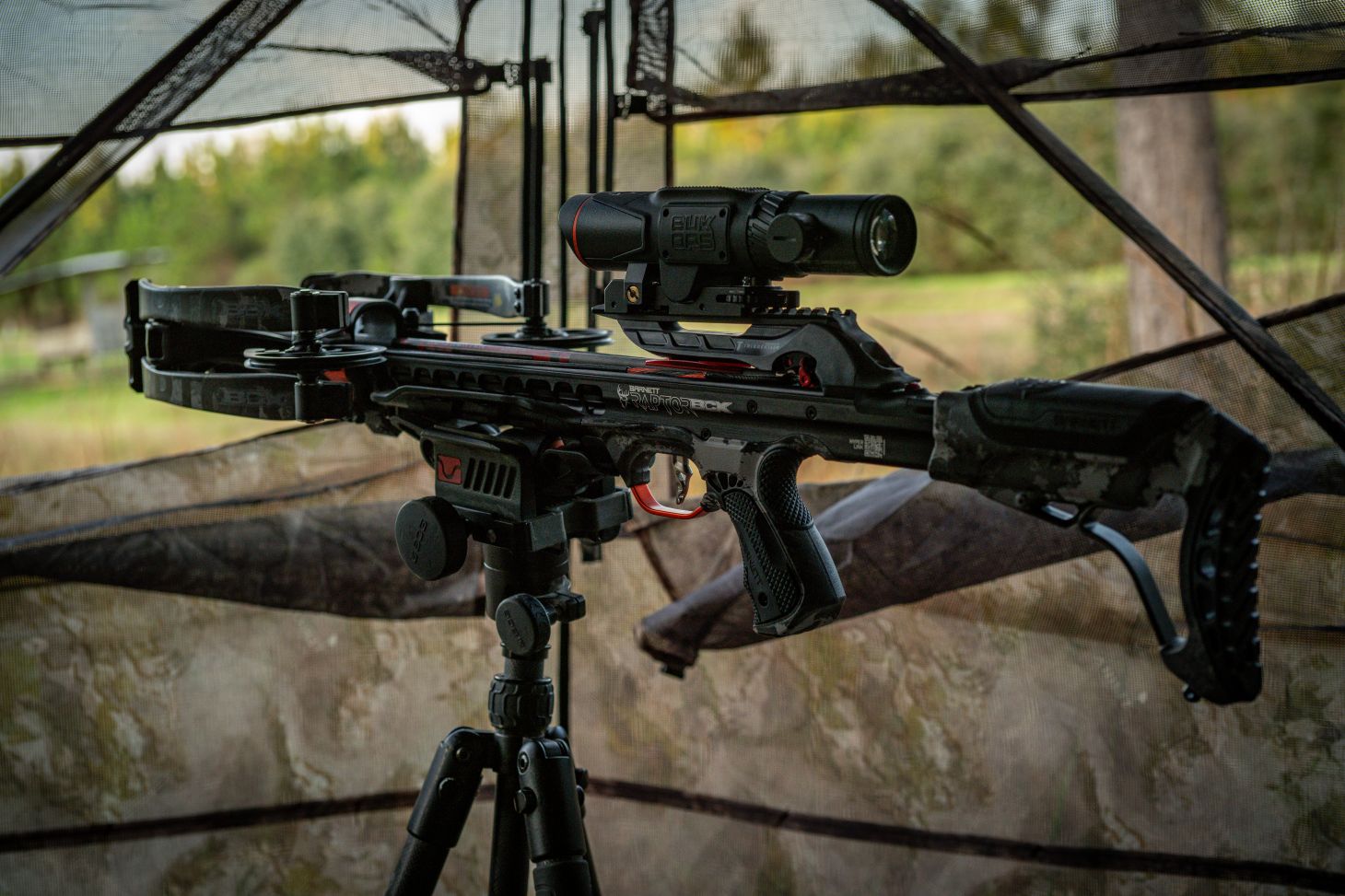 The new Barnett Hyper Raptor BCX Buk Ops inside of ground blind. 