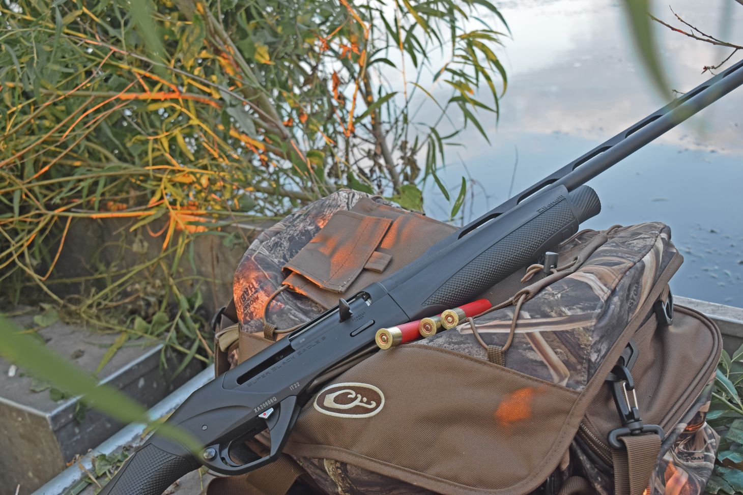 Shotgun on blind bag