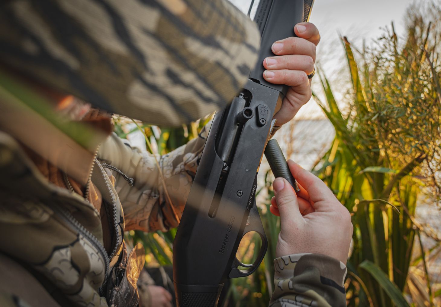 Hunting loading shotgun