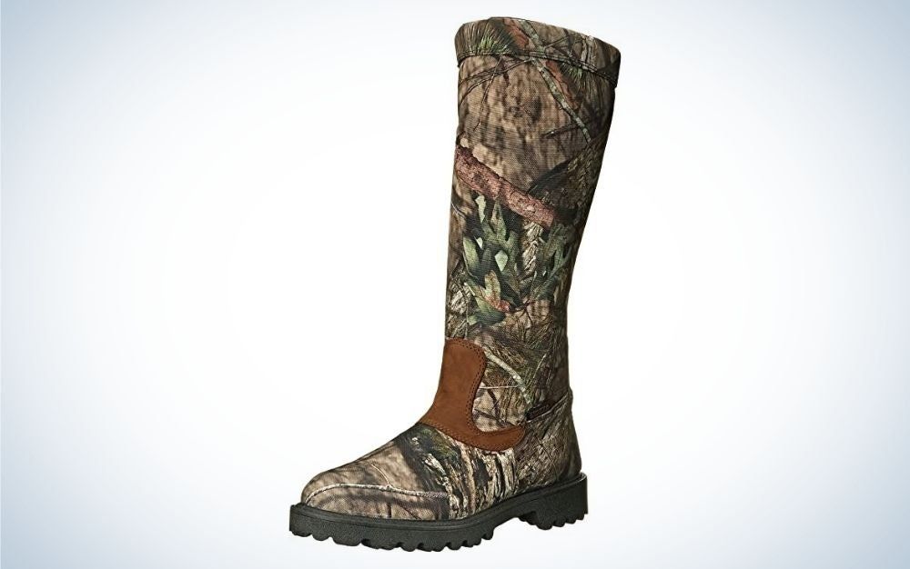 Rocky MenÃ¢€™s 16 Inch Snake Hunting Boots are the best for the money.