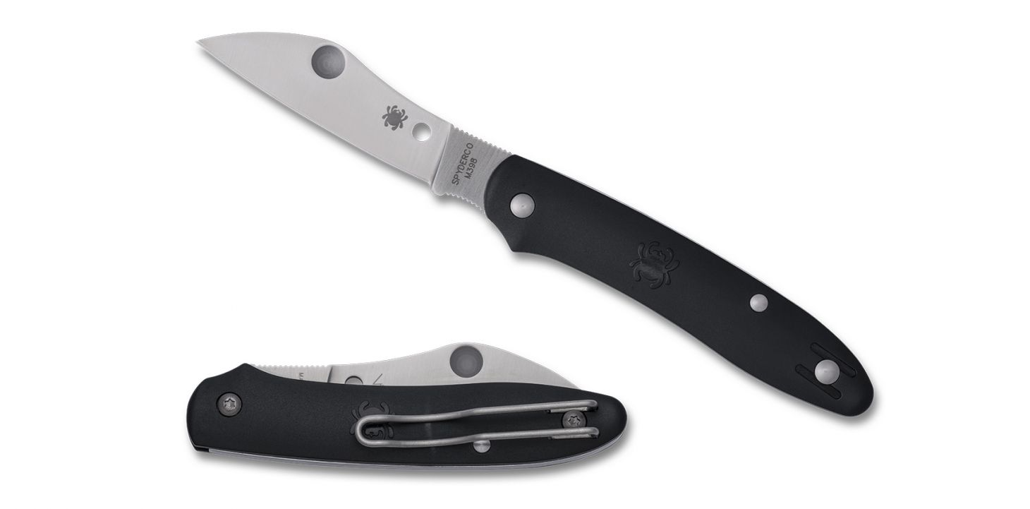 The new Spyderco ROADIE XL folding knife on a white background. 