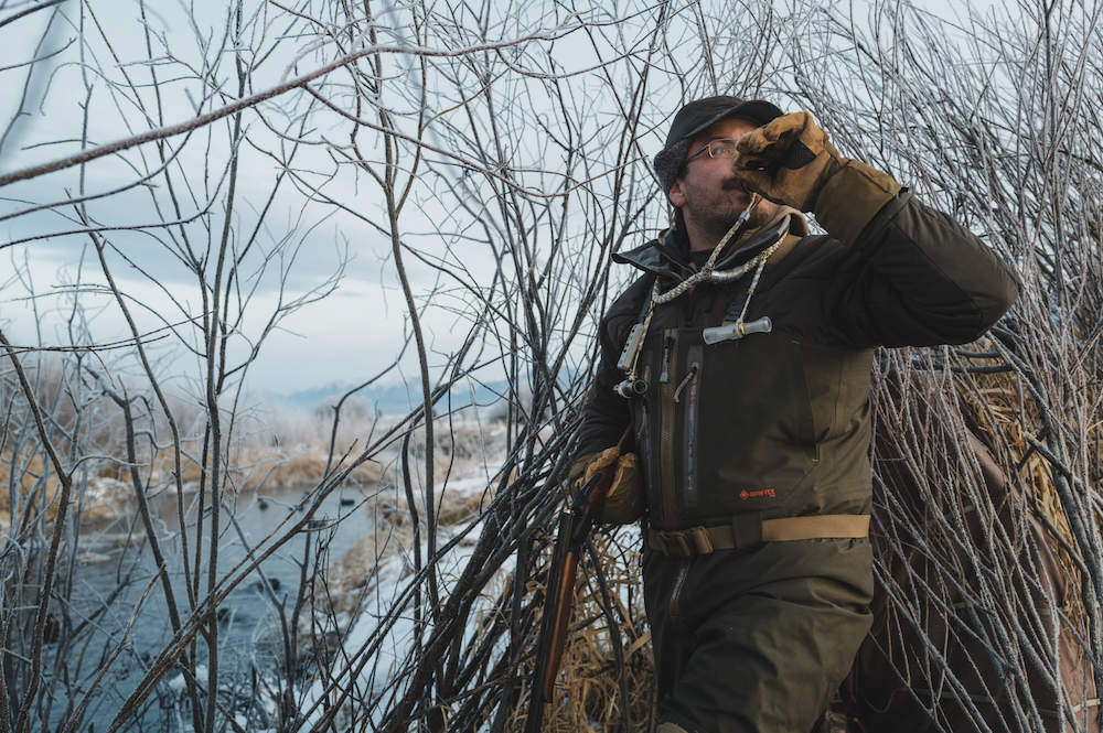 Duck hunter calling in Sitka Delta Pro Zip GTX Waders