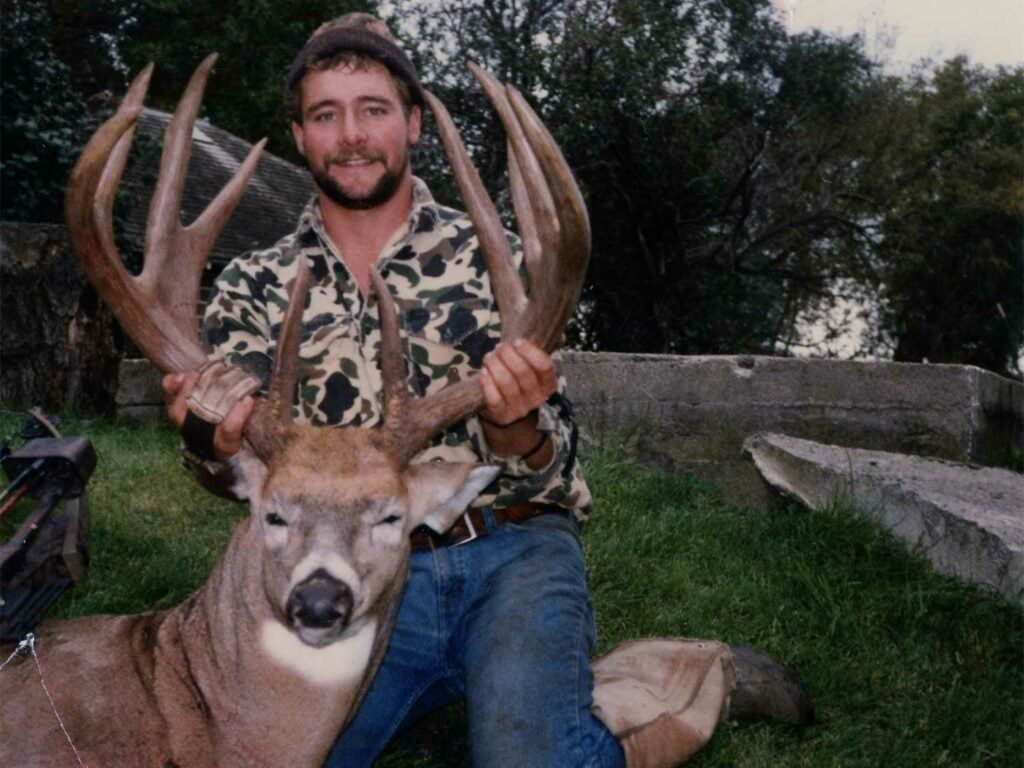 Curt Van Lithâs mega-giant 1986 buck